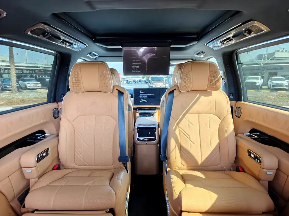 ZEEKR 9X Ultra 70kWh | 2nd-row Swivel Seats - Image 10