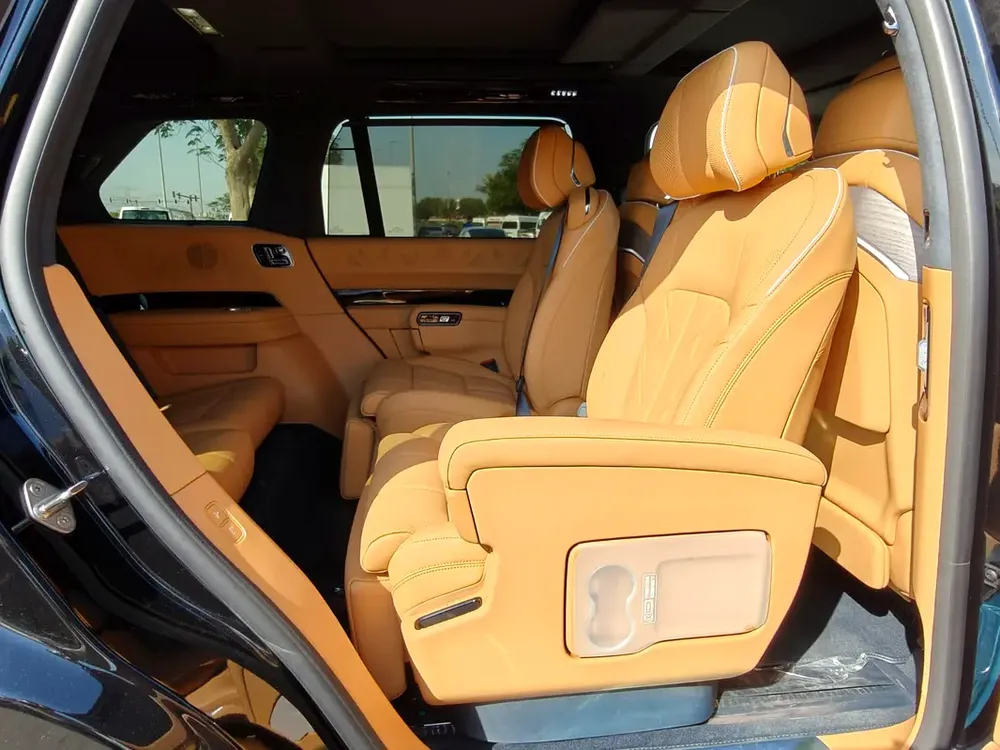 ZEEKR 9X Ultra 70kWh | 2nd-row Swivel Seats - Image 12