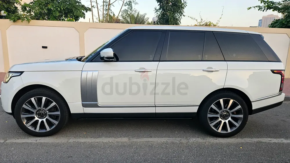 Land Rover Range Rover Vogue Supercharged 2016 GCC Specs - Image 4
