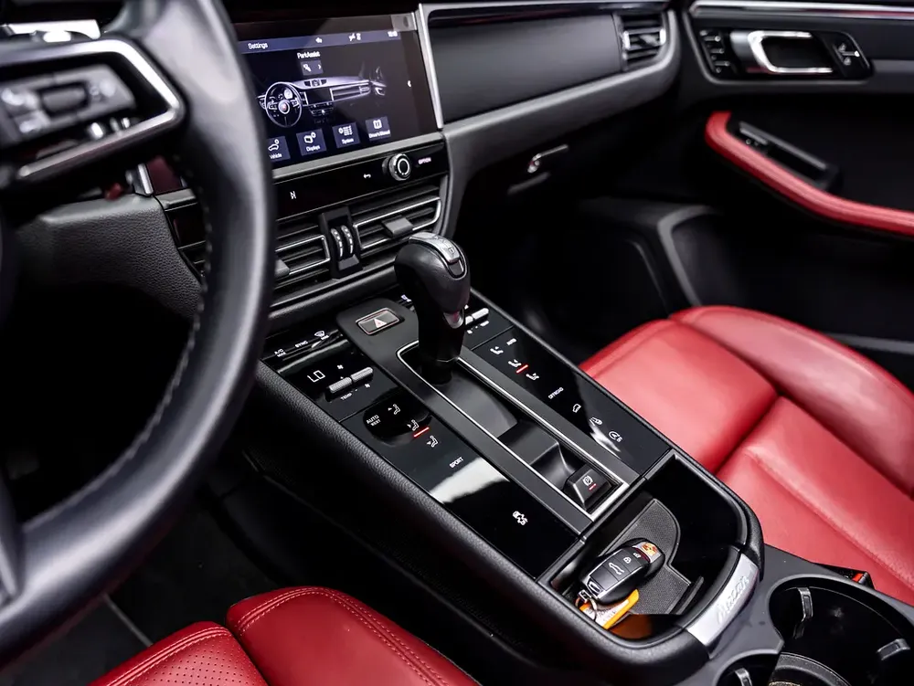SUMMER STARTS NOW | EXCLUSIVE DEAL BY BLACKLINE, 2023 Porsche Macan, Porsche Warranty, GCC - Image 16
