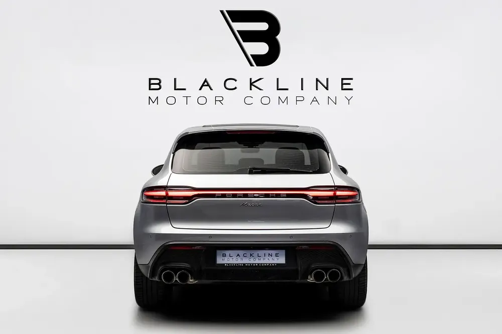 SUMMER STARTS NOW | EXCLUSIVE DEAL BY BLACKLINE, 2023 Porsche Macan, Porsche Warranty, GCC - Image 5