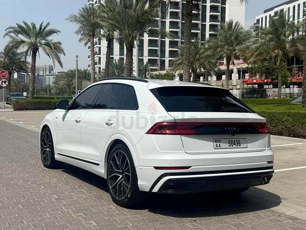 Audi Q8 55 TFSI quattro S line 2020 | GCC Specs | Pristine Condition - Image 10