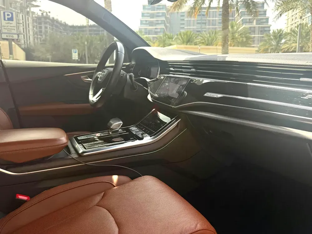 Audi Q8 55 TFSI quattro S line 2020 | GCC Specs | Pristine Condition - Image 15