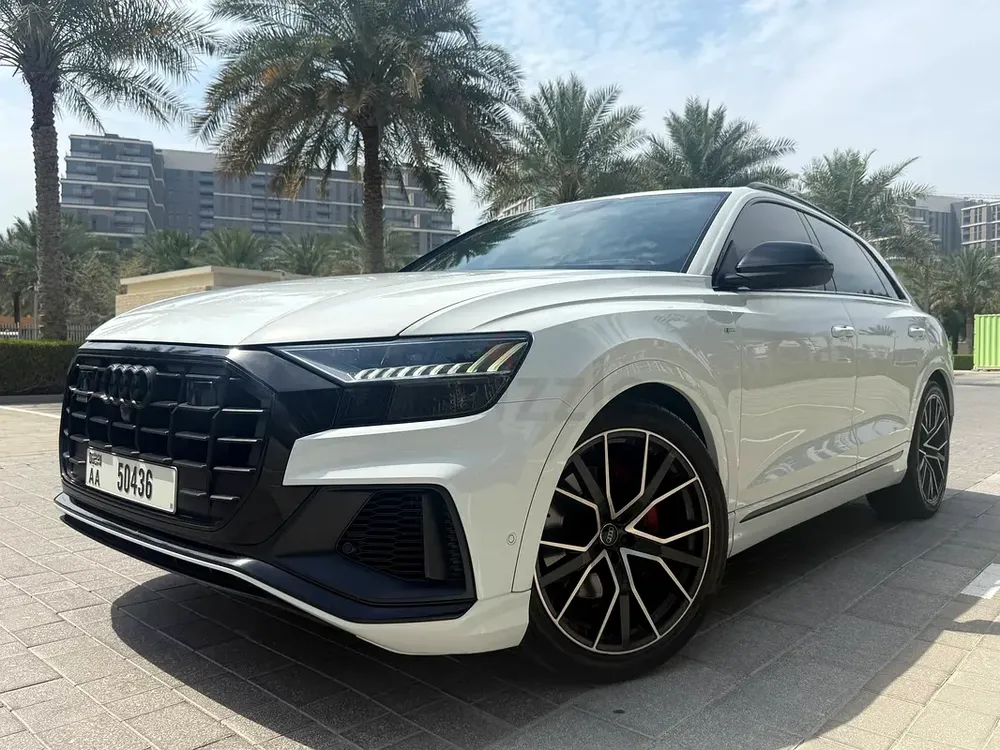 Audi Q8 55 TFSI quattro S line 2020 | GCC Specs | Pristine Condition - Image 6
