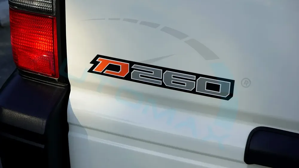 2025 CMC D260 Window Van 2.4L RWD GCC 0Km With 3 Years Or 100,000 Km Warranty - Image 17