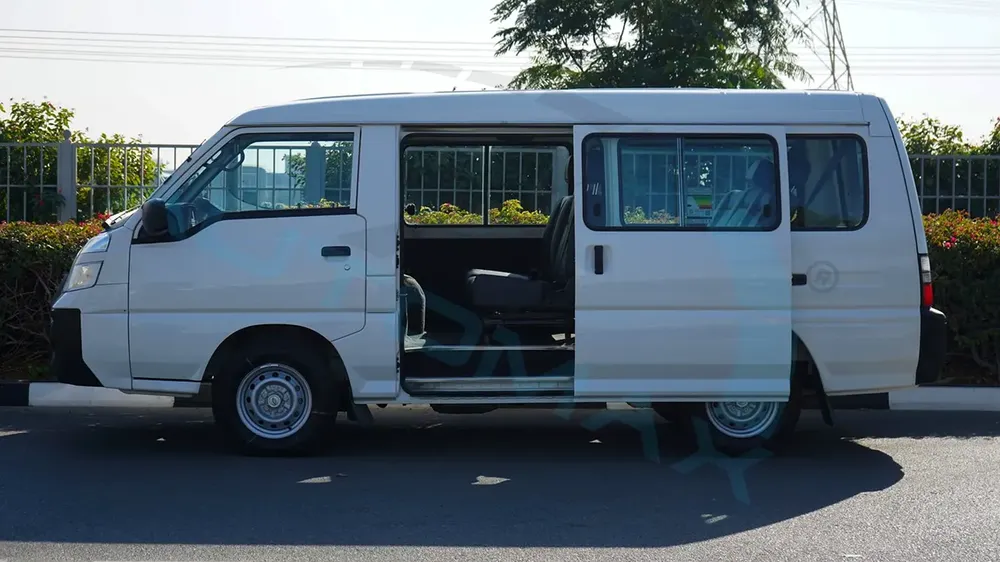 2025 CMC D260 Window Van 2.4L RWD GCC 0Km With 3 Years Or 100,000 Km Warranty - Image 19