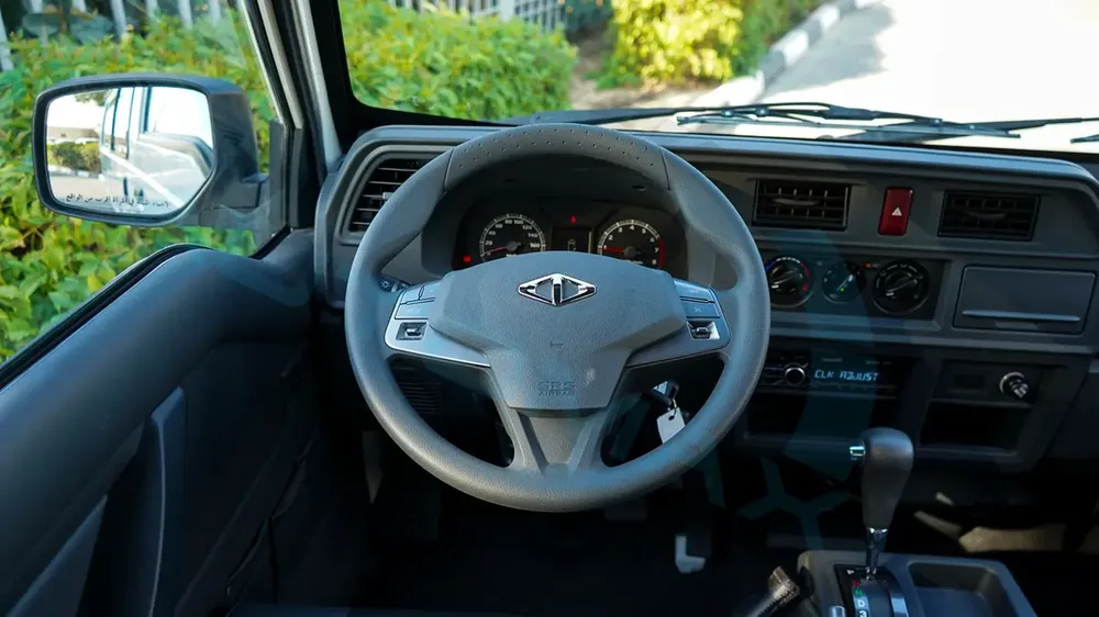 2025 CMC D260 Window Van 2.4L RWD GCC 0Km With 3 Years Or 100,000 Km Warranty - Image 8