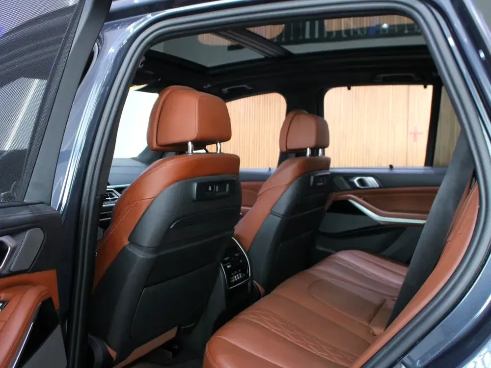 2021 - BMW X5 M50i V8 for 199,000.00 AED - Image 12
