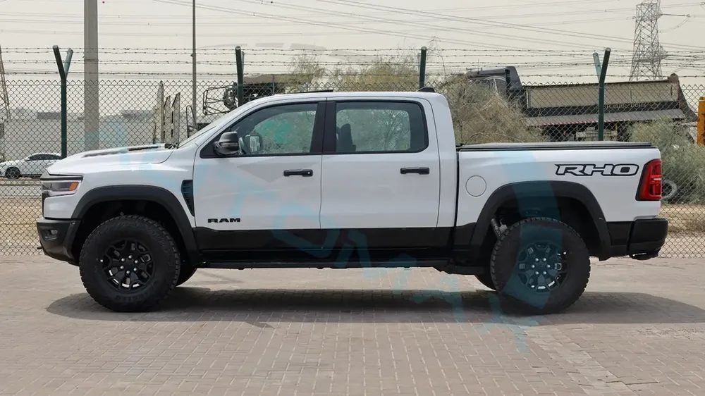 ( Only For Export ) 2025 /2025 RAM 1500 RHO HURRICANE H.O 3.0TT GCC BRAND NEW - Image 20