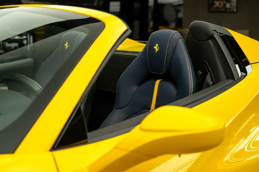 FERRARI | F8 SPIDER | 2023MY | MINT CONDITION | SERVICE CONTRACT - Image 17