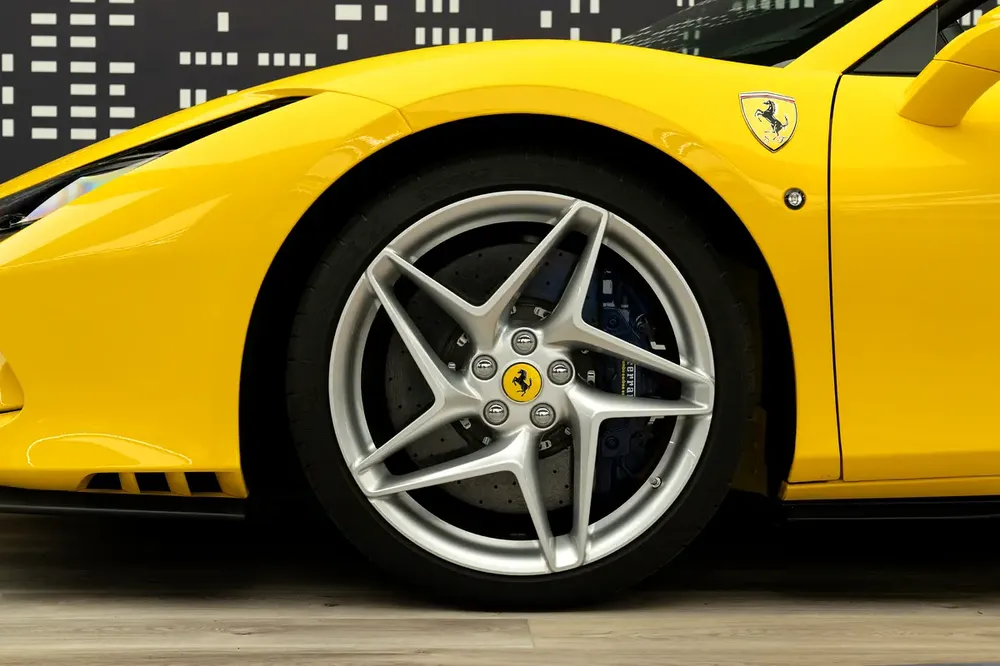 FERRARI | F8 SPIDER | 2023MY | MINT CONDITION | SERVICE CONTRACT - Image 20