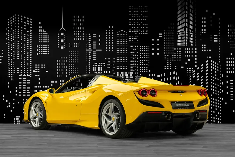 FERRARI | F8 SPIDER | 2023MY | MINT CONDITION | SERVICE CONTRACT - Image 4