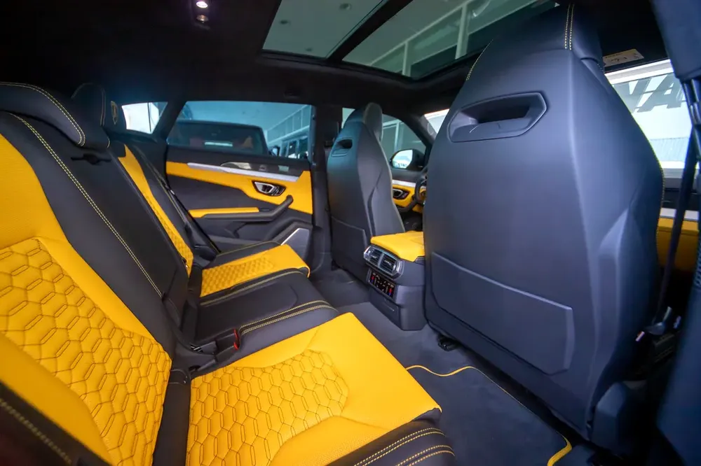 Lamborghini Urus  | 2021 | 13,500Km | Under warranty - Image 13
