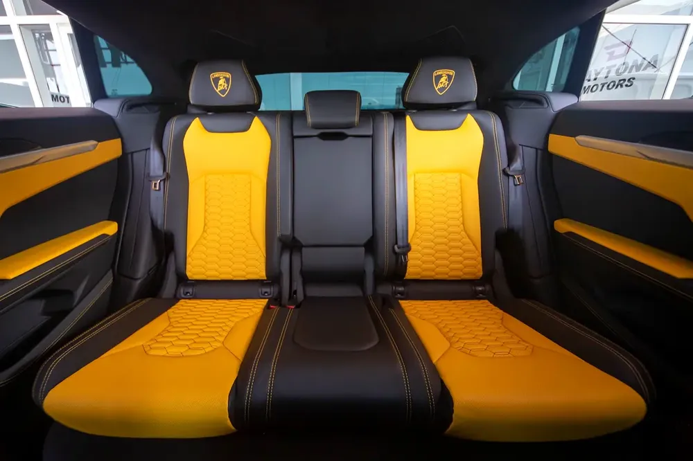 Lamborghini Urus  | 2021 | 13,500Km | Under warranty - Image 14