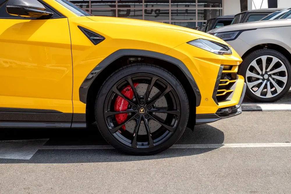 Lamborghini Urus  | 2021 | 13,500Km | Under warranty - Image 8