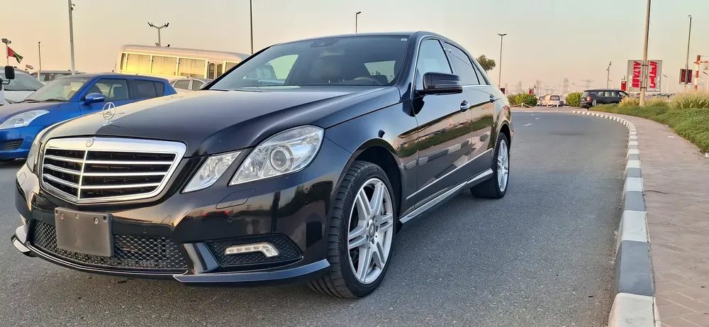 Mercedes-Benz E-Class E 550 | 2011 | Japanese Specs | V8 Engine | Pristine Condition - Image 8