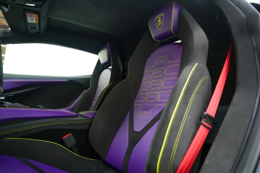 2024 LAMBORGHINI REVUELTO - Image 11