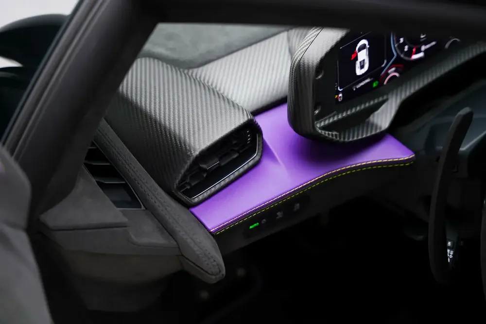 2024 LAMBORGHINI REVUELTO - Image 7