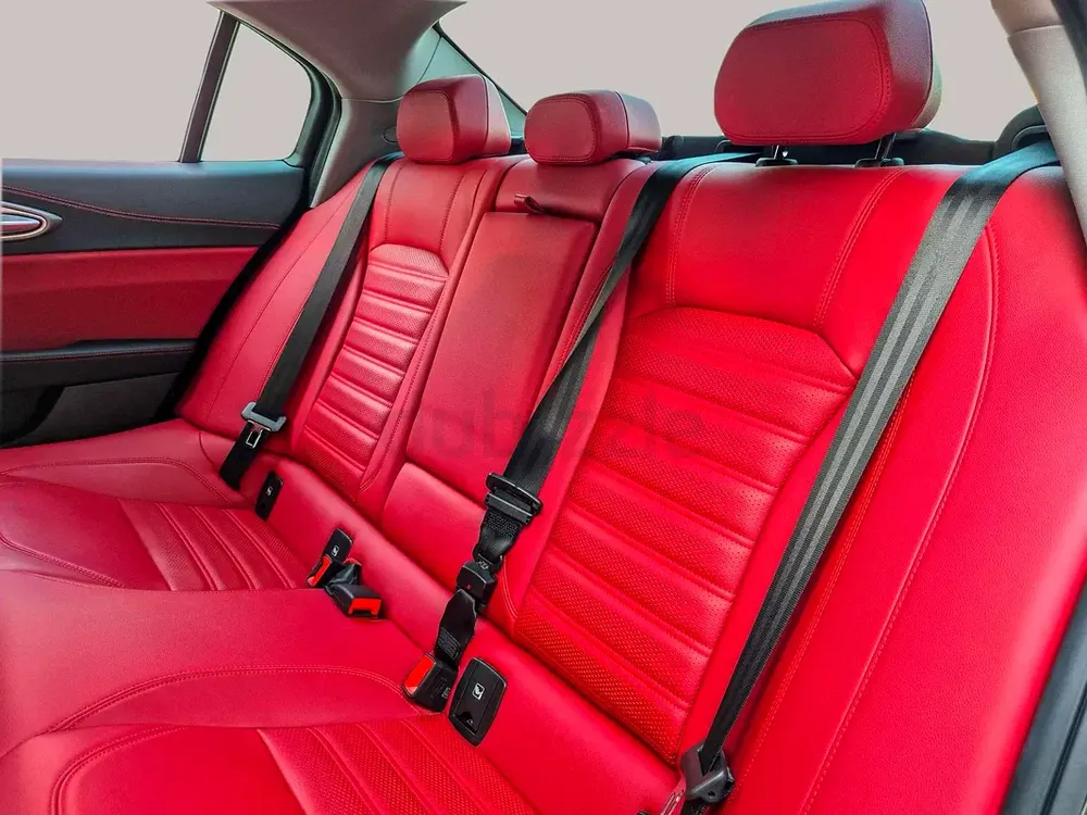AED 1657/month | 2022 Alfa Romeo Giulia  | GCC Specs | Ref#458224 - Image 12