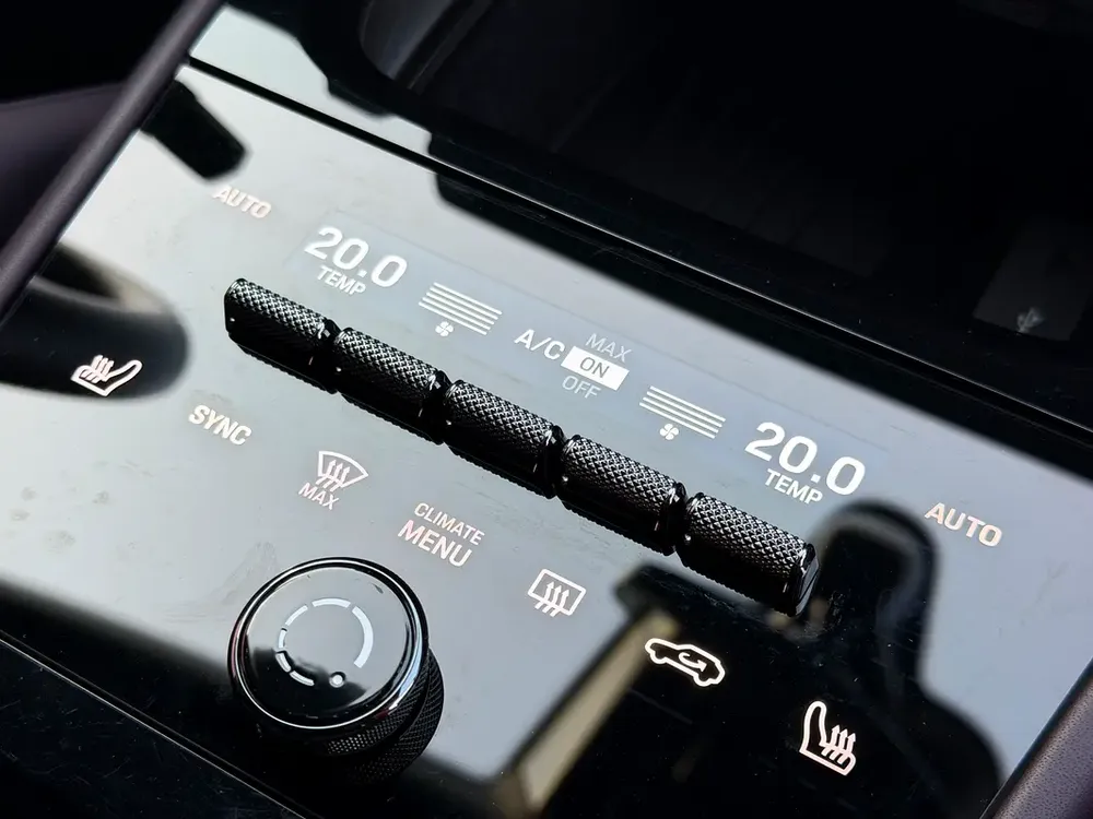 Porsche Cayenne Coupe Under Warranty - Image 14
