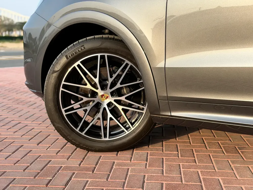 Porsche Cayenne Coupe Under Warranty - Image 6