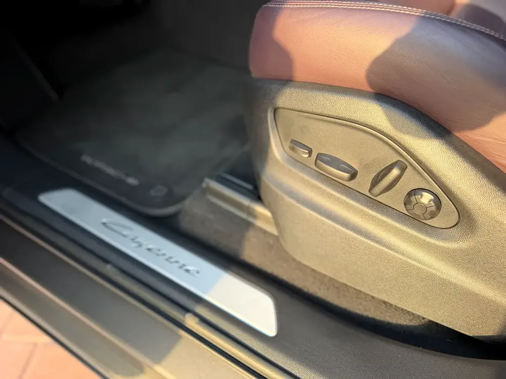 Porsche Cayenne Coupe Under Warranty - Image 7
