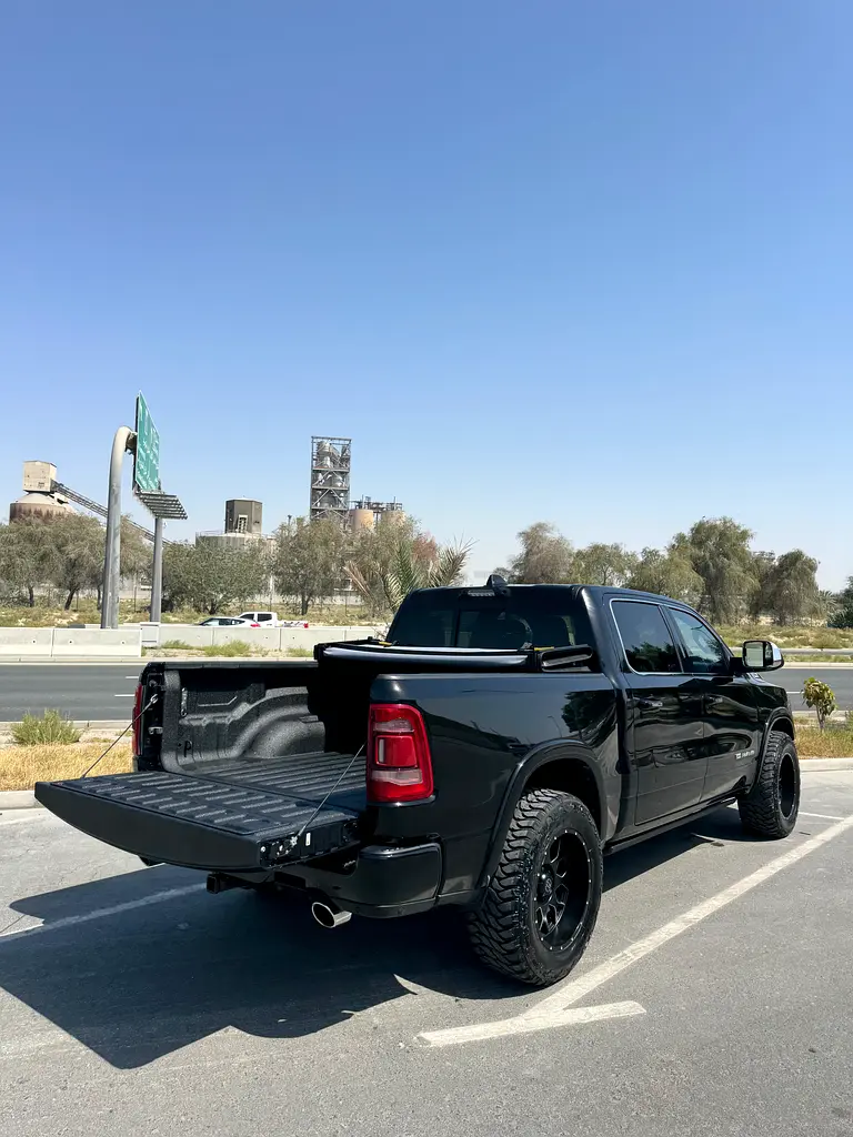 Dodge Ram 1500 Laramie Longhorn — Full Option - Image 9