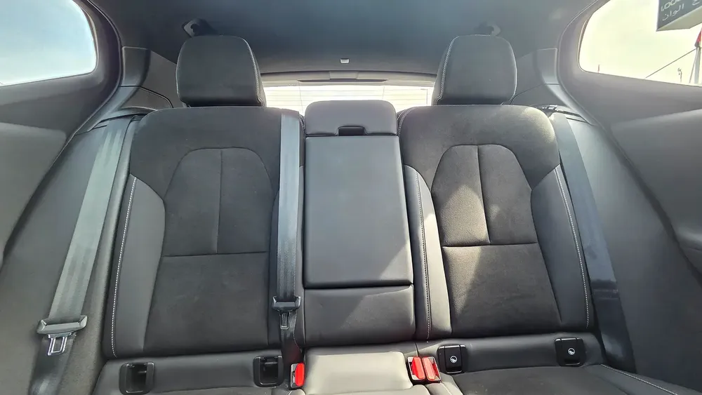 2024 VOLVO XC40 B4 ULTIMATE | AL FUTTAIM WARRANTY | GCC SPEC | 30,797 KM DRIVEN - Image 16