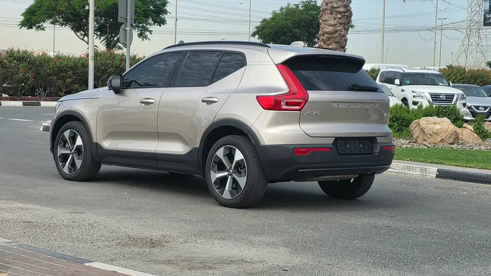 2024 VOLVO XC40 B4 ULTIMATE | AL FUTTAIM WARRANTY | GCC SPEC | 30,797 KM DRIVEN - Image 19