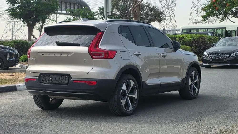 2024 VOLVO XC40 B4 ULTIMATE | AL FUTTAIM WARRANTY | GCC SPEC | 30,797 KM DRIVEN - Image 20