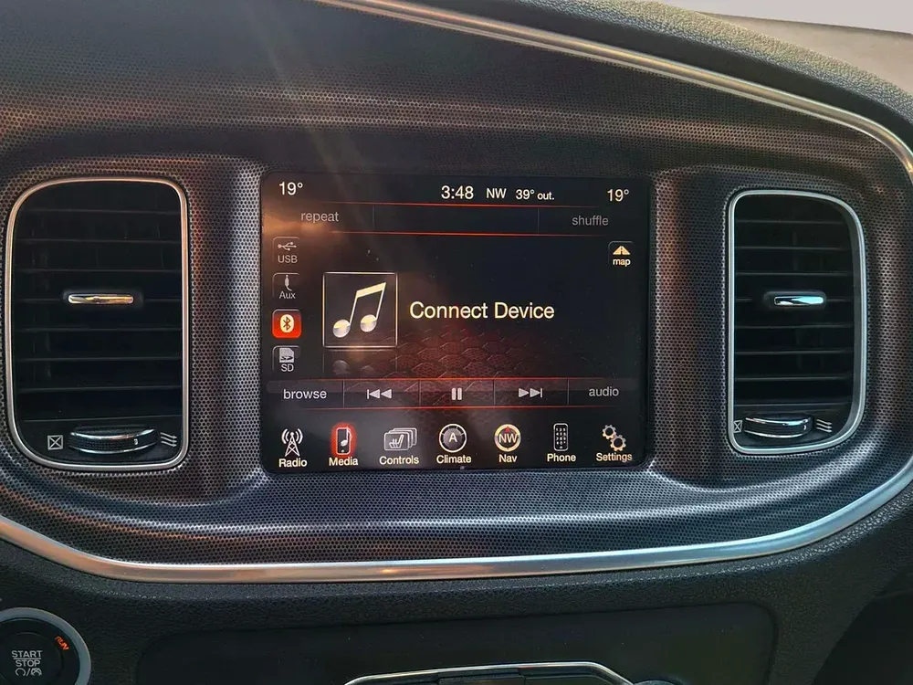 AED 2056/month | 2015 Dodge Charger Rallye Plus | GCC Specs | Ref#459744 - Image 14