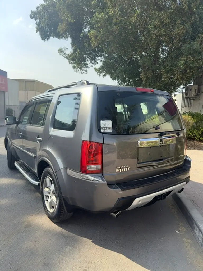 Honda Pilot 2011 / GCC / Full options - Image 4