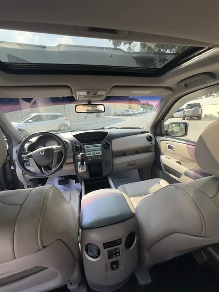 Honda Pilot 2011 / GCC / Full options - Image 7