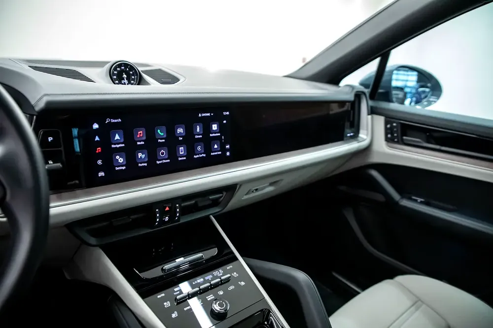 2025 | Porsche cayenne | coupe | GCC | Full Option | Warranty and service contract | Al Naboodah | - Image 10