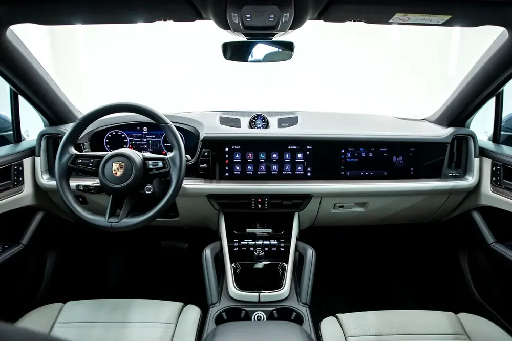 2025 | Porsche cayenne | coupe | GCC | Full Option | Warranty and service contract | Al Naboodah | - Image 7
