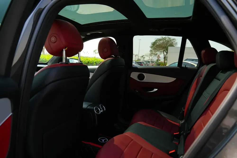 Mercedes-Benz GLC 300 4MATIC 2020 - American Specs - Image 13