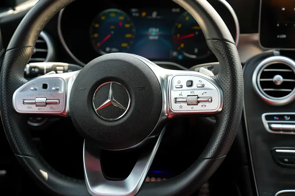 Mercedes-Benz GLC 300 4MATIC 2020 - American Specs - Image 15