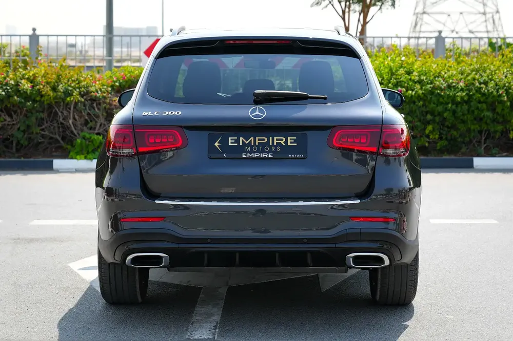 Mercedes-Benz GLC 300 4MATIC 2020 - American Specs - Image 4
