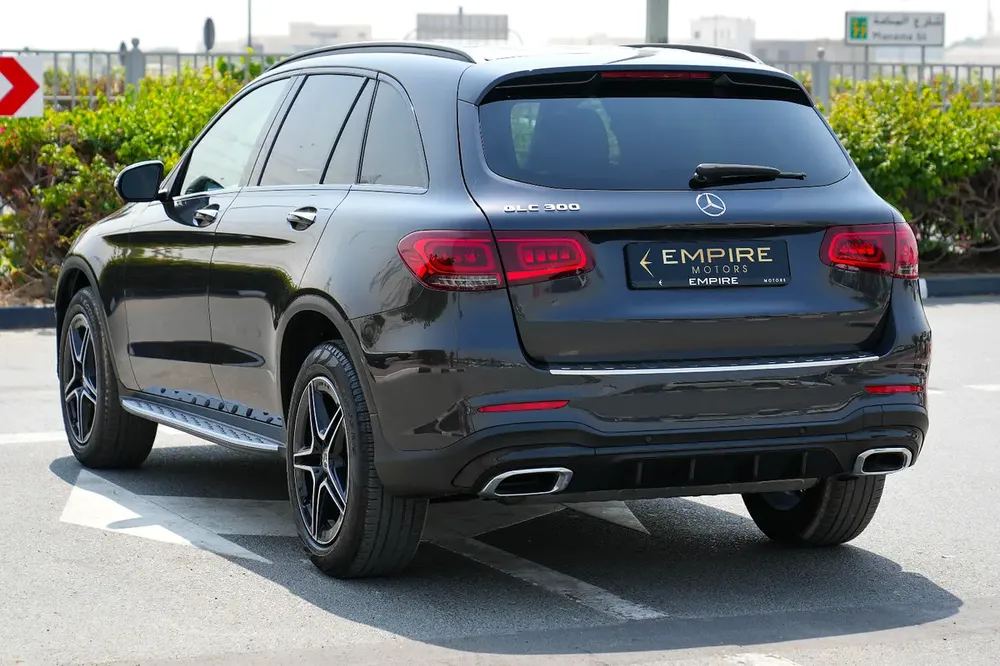 Mercedes-Benz GLC 300 4MATIC 2020 - American Specs - Image 6