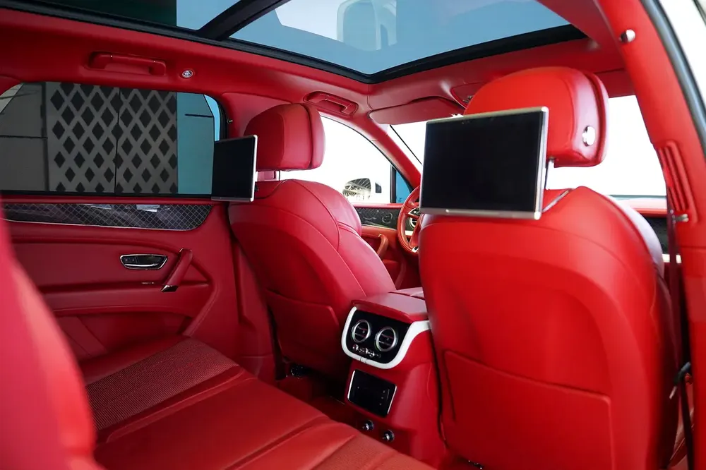 DESIGN SERIES | REAR ENTERTAINMENT | GCC | WARRANTY AVAILANLE | BENTAYGA | V8 - Image 12