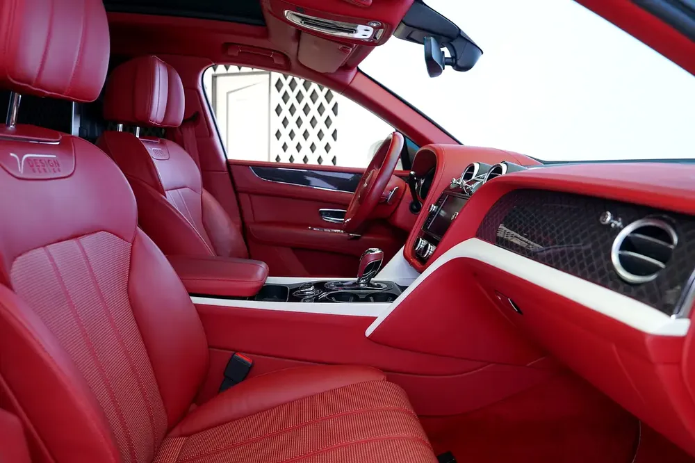 DESIGN SERIES | REAR ENTERTAINMENT | GCC | WARRANTY AVAILANLE | BENTAYGA | V8 - Image 13