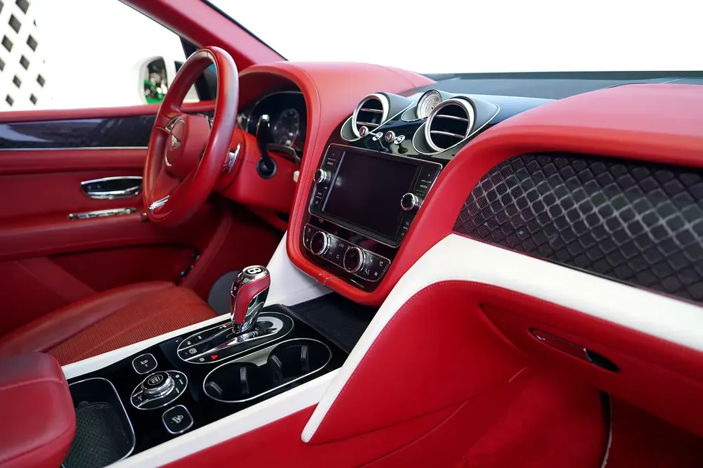 DESIGN SERIES | REAR ENTERTAINMENT | GCC | WARRANTY AVAILANLE | BENTAYGA | V8 - Image 15