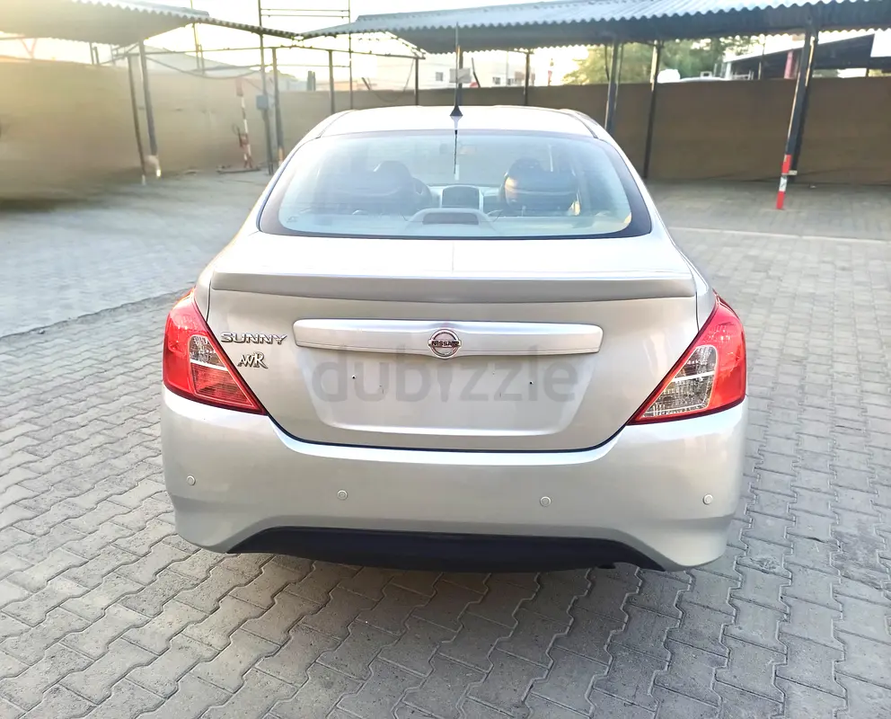 Nissan Sunny SV 2023 GCC Specs, full automatic - Image 8