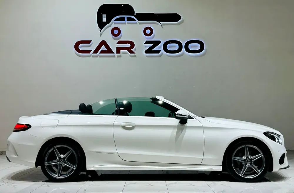 Mercedes-Benz C-Class C200 2018 - European Specs - Well Maintained - Image 7