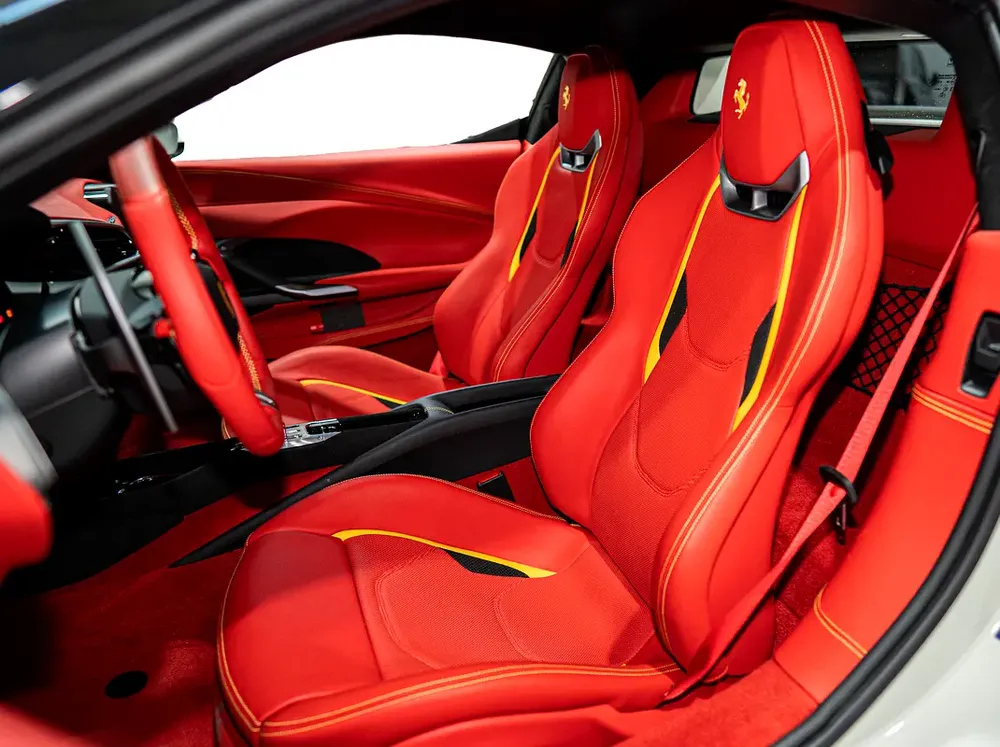 296 GTB | FRONTLIFT | TWO TONE INTERIOR | ENGINE COVERS IN CARBON FIBRE | MATTE GREY WHEELS - Image 10