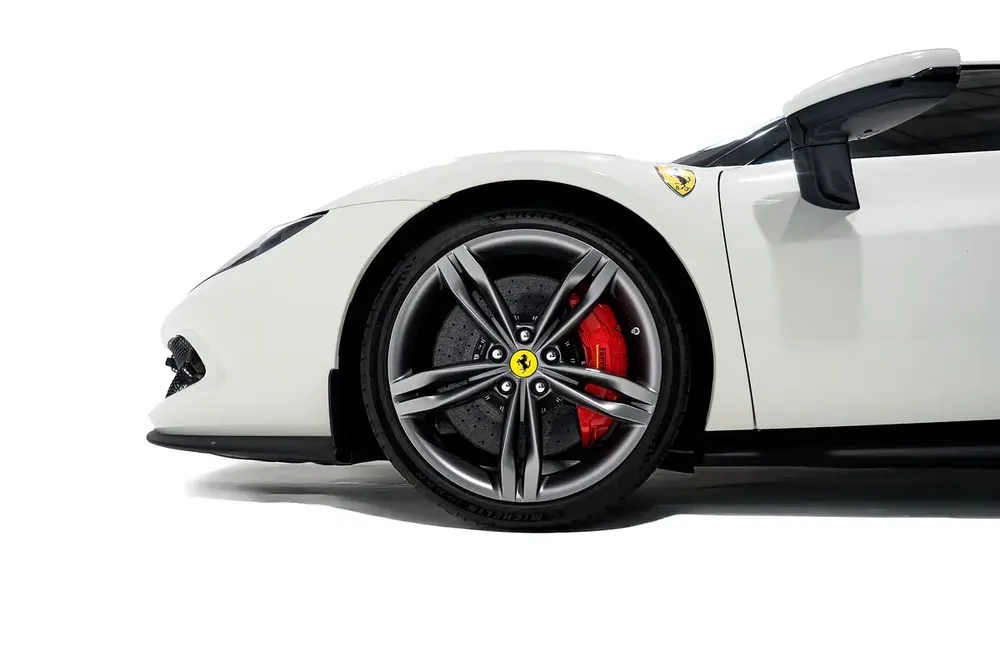 296 GTB | FRONTLIFT | TWO TONE INTERIOR | ENGINE COVERS IN CARBON FIBRE | MATTE GREY WHEELS - Image 6