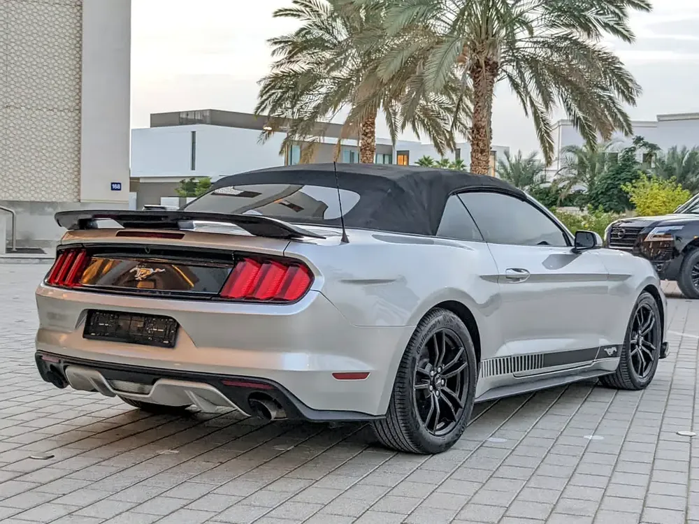 Ford Mustang 2016 Convertible Ecoboost US Specs Immaculate Condition With Shelby Body Kit - Image 12