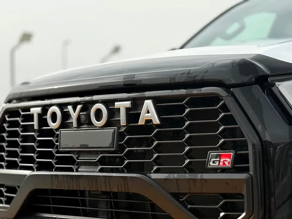2026 Toyota Hilux GR Sport - GCC Specs - Brand New! - Image 5