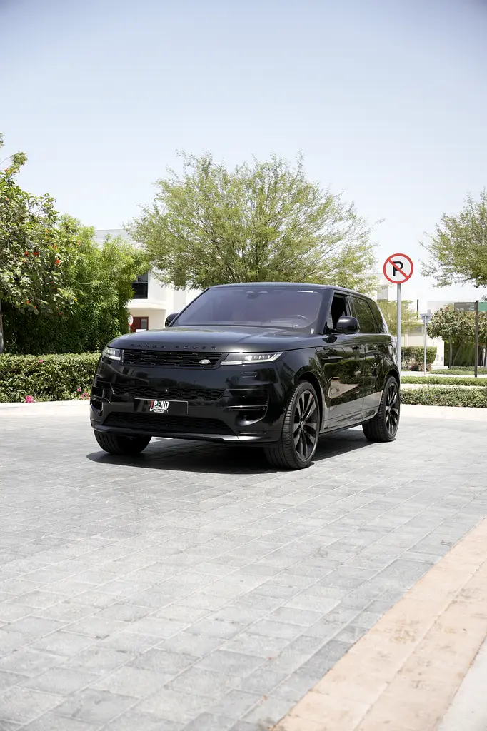 2023 Range Rover Sport First Edition | GCC | Warranty  Service - Image 9