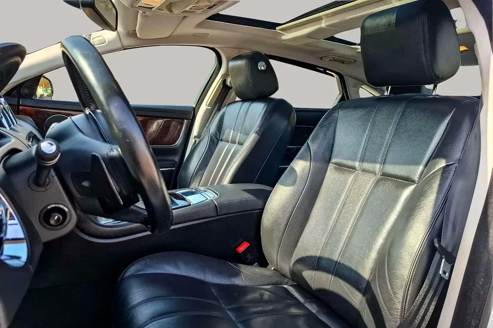AED 4455/month | 2015 Jaguar XJ 6 | GCC Specs | Ref#425667 - Image 11